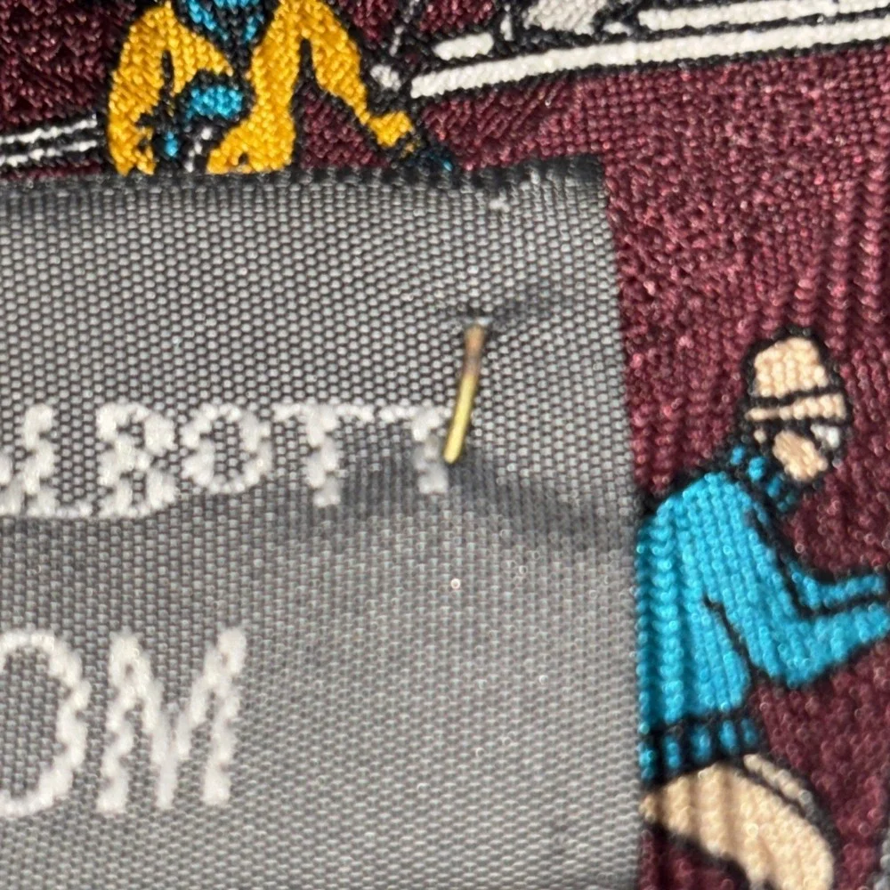 Robert‎ Talbott Men's 100% Silk Hand Sewn Neck Tie Snow Skier Winter EUC